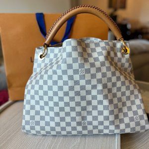 Louis Vuitton Artsy MM Damier Azur